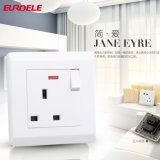 British Standard 86*86 PC White Switched 13A Socket with Light