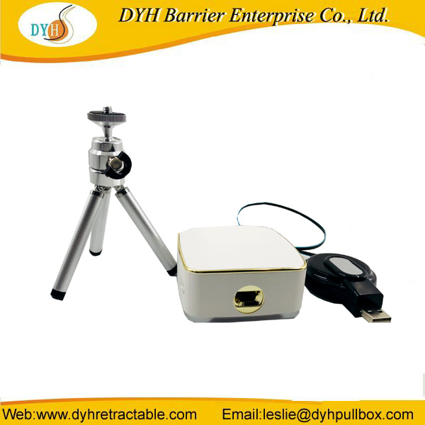 Wholesale 1-1.5 M Retractable Extension Cord Reel with USB Adapter