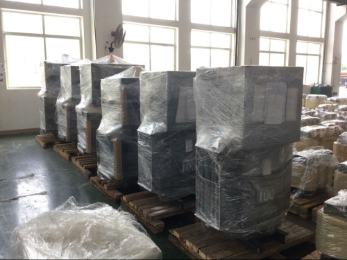 Three Phase High Accuracy Full Automatic Relay Controlled AC Voltage Stabilizers