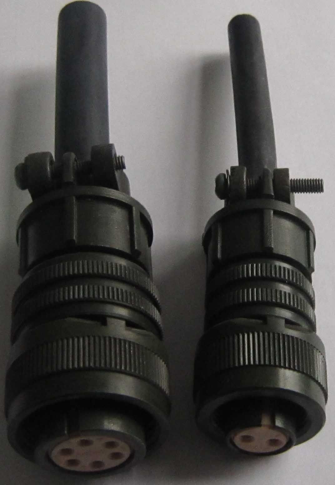 5015 Series Female Power Plug