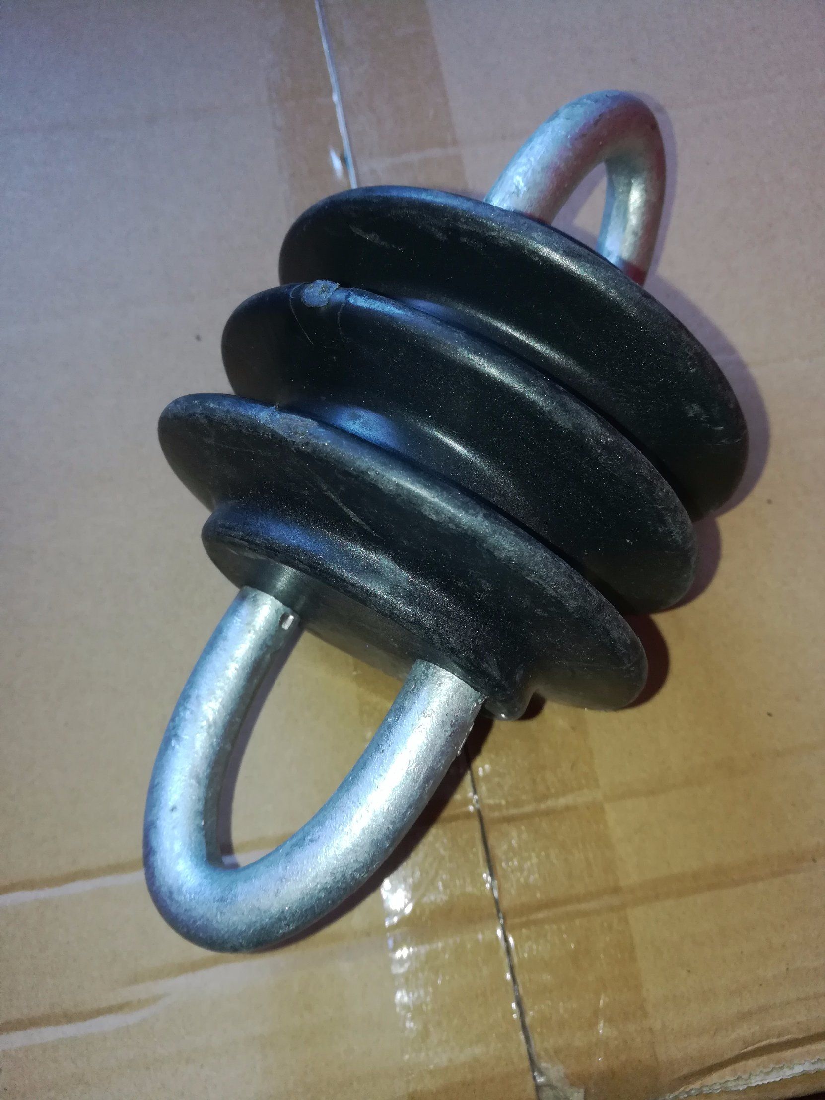 Strain Insulator Epoxy Paint