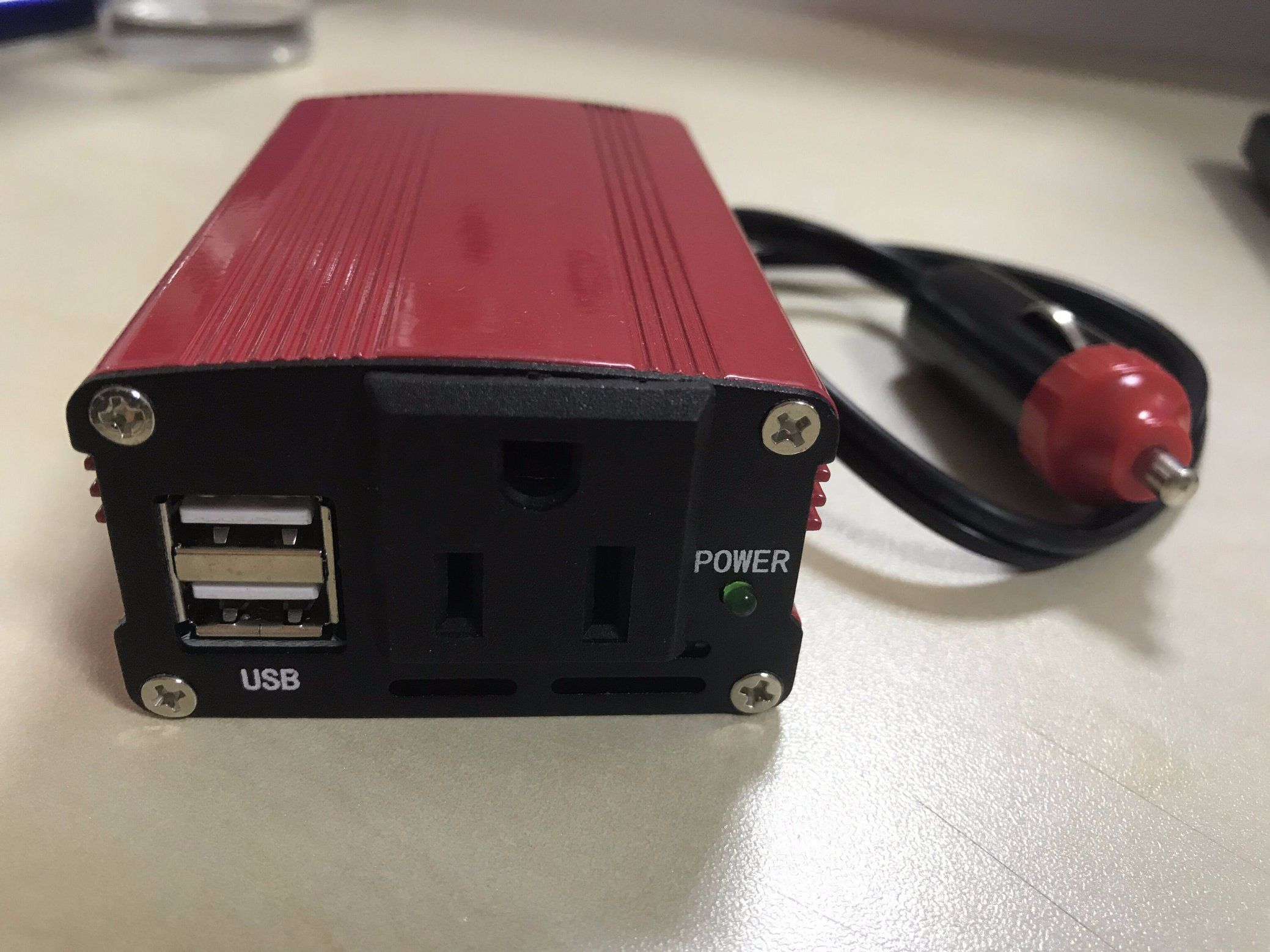 Car Power Inverter 150W 12V AC to DC 110V / 220V Inverter with 2USB Prot