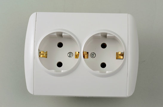 European Style Socket Double with Earthing 9128