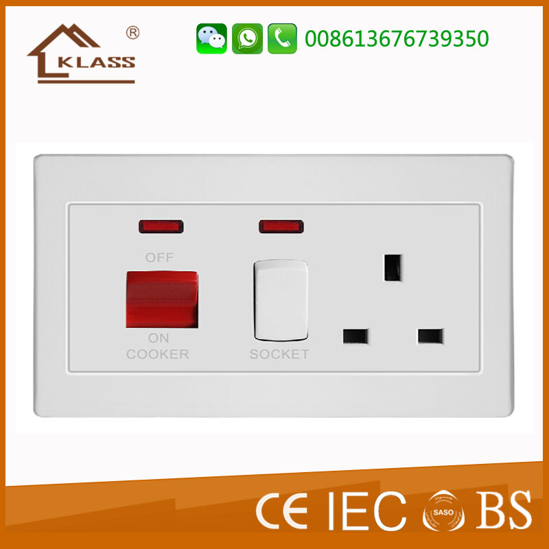 UK Power Kitchen Sockets Switched with Ce, IEC Certificate