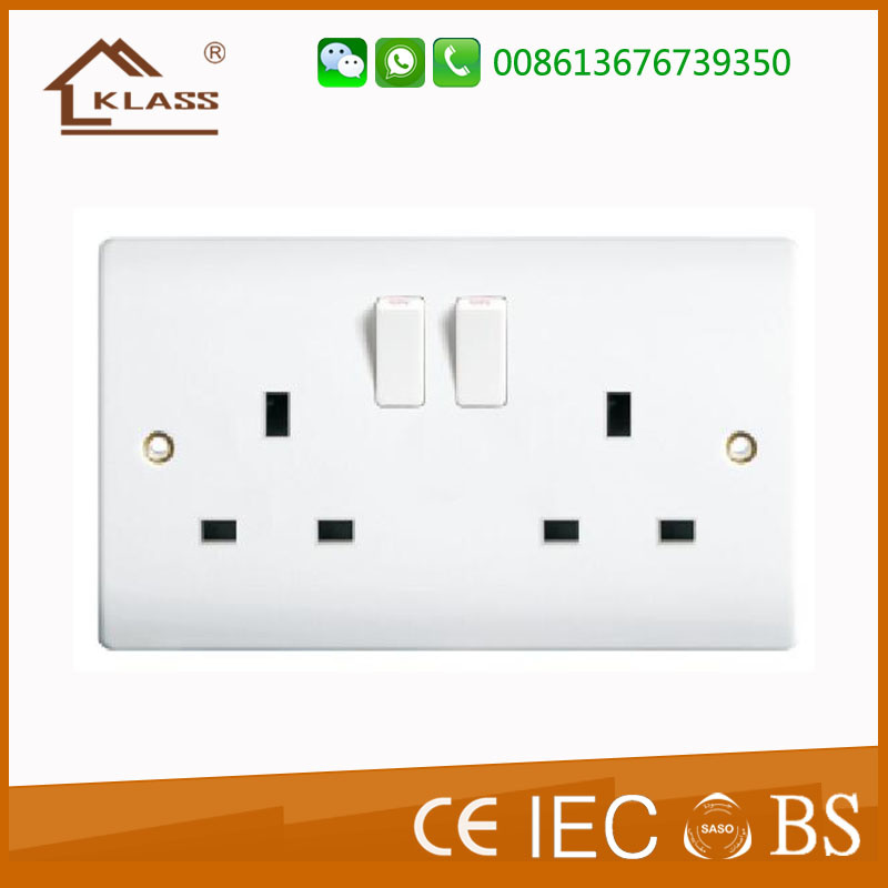 Bakelite Copper High Quality Twin Switched Socket Outlet 13AMP