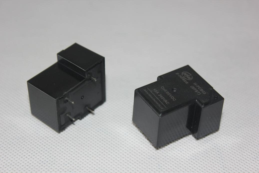 Relay with PCB Mount 15A