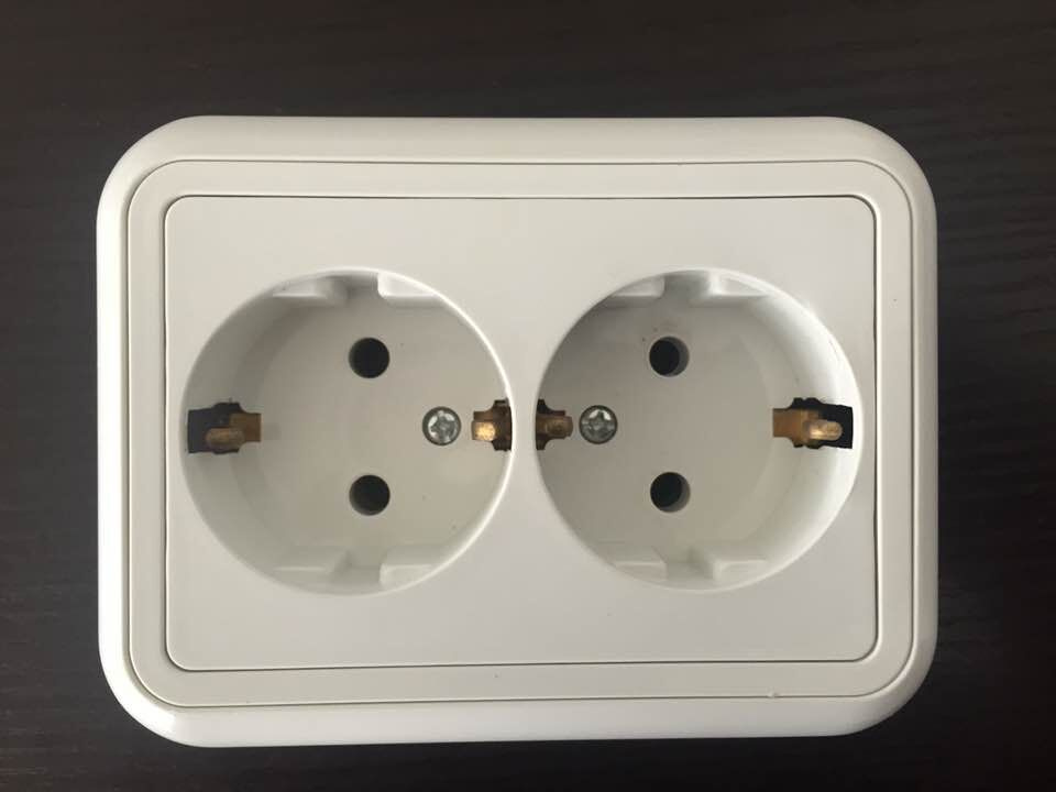 European Style Socket Double with Earthing 2128f