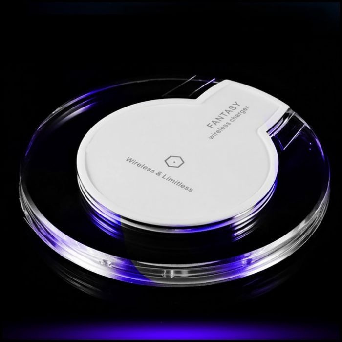 2017 New Products F8 Fast Qi Wireless Charger for Samsung iPhone Smart Phone