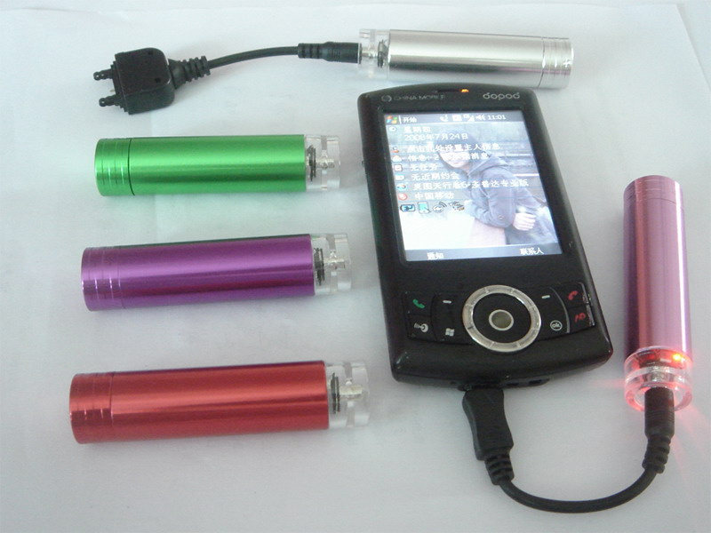 Protable AA Battery Emergency Mobile Phone Charge
