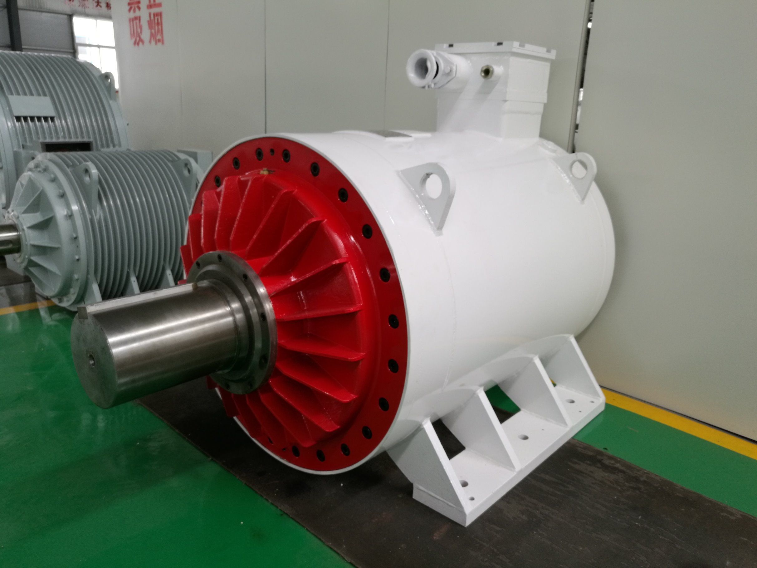 Permanent Magnet Motor for Belt Conveyor Running Condition