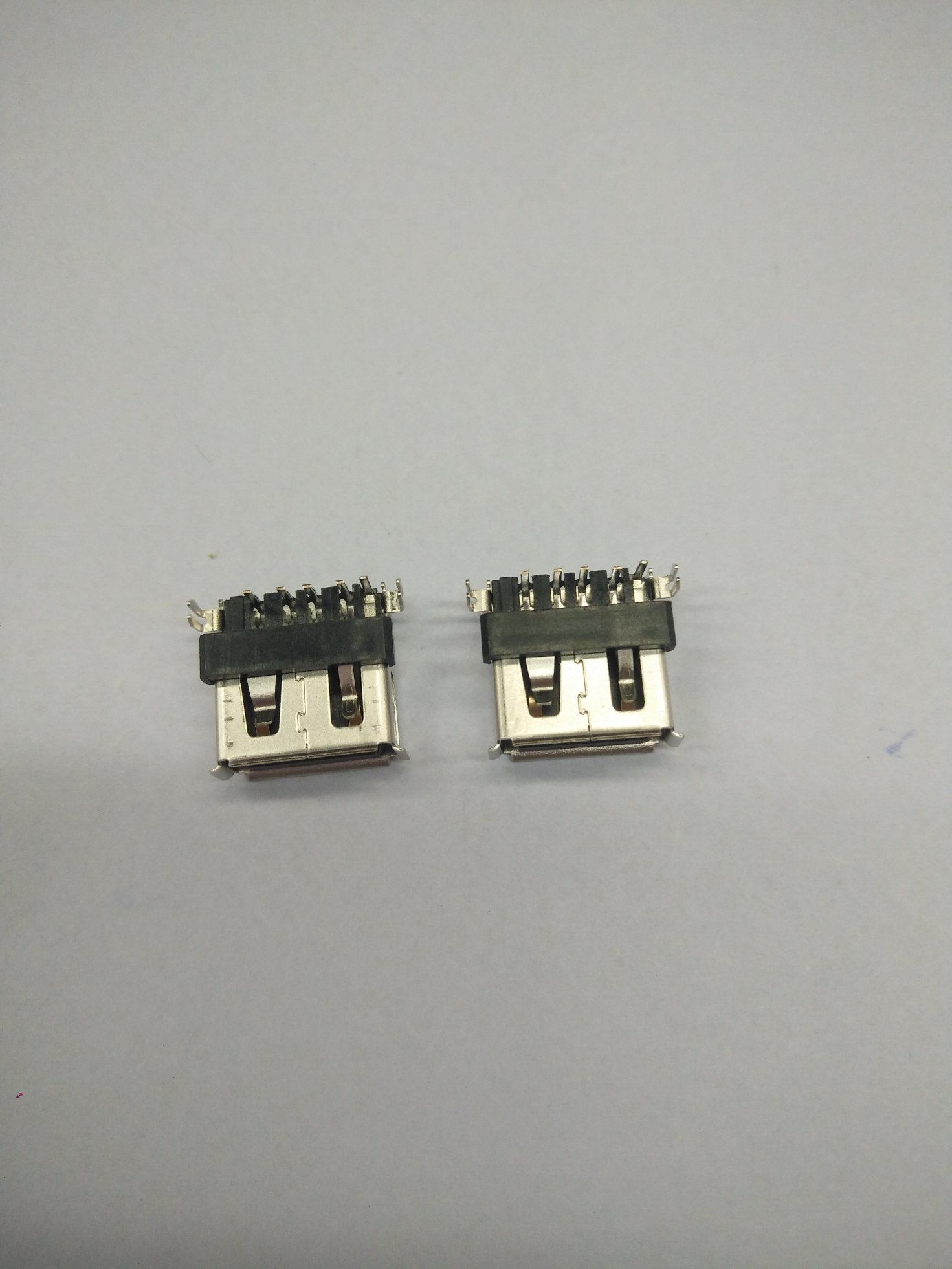 2.0 a Type Right Angle DIP USB Connector