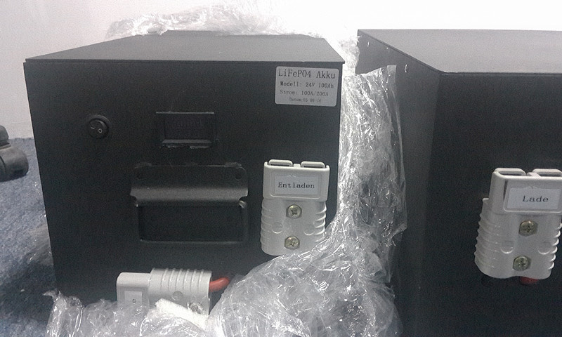 24V 100ah UPS Battery Pack Lithium Battery Pack Lithium Battery LiFePO4 Battery High Power Rechargeable Battery with LiFePO4 Cells
