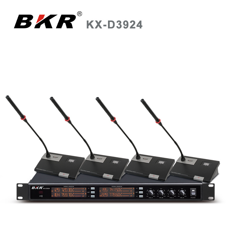 Kx-D3924 Four in One Wireless Microphone Product