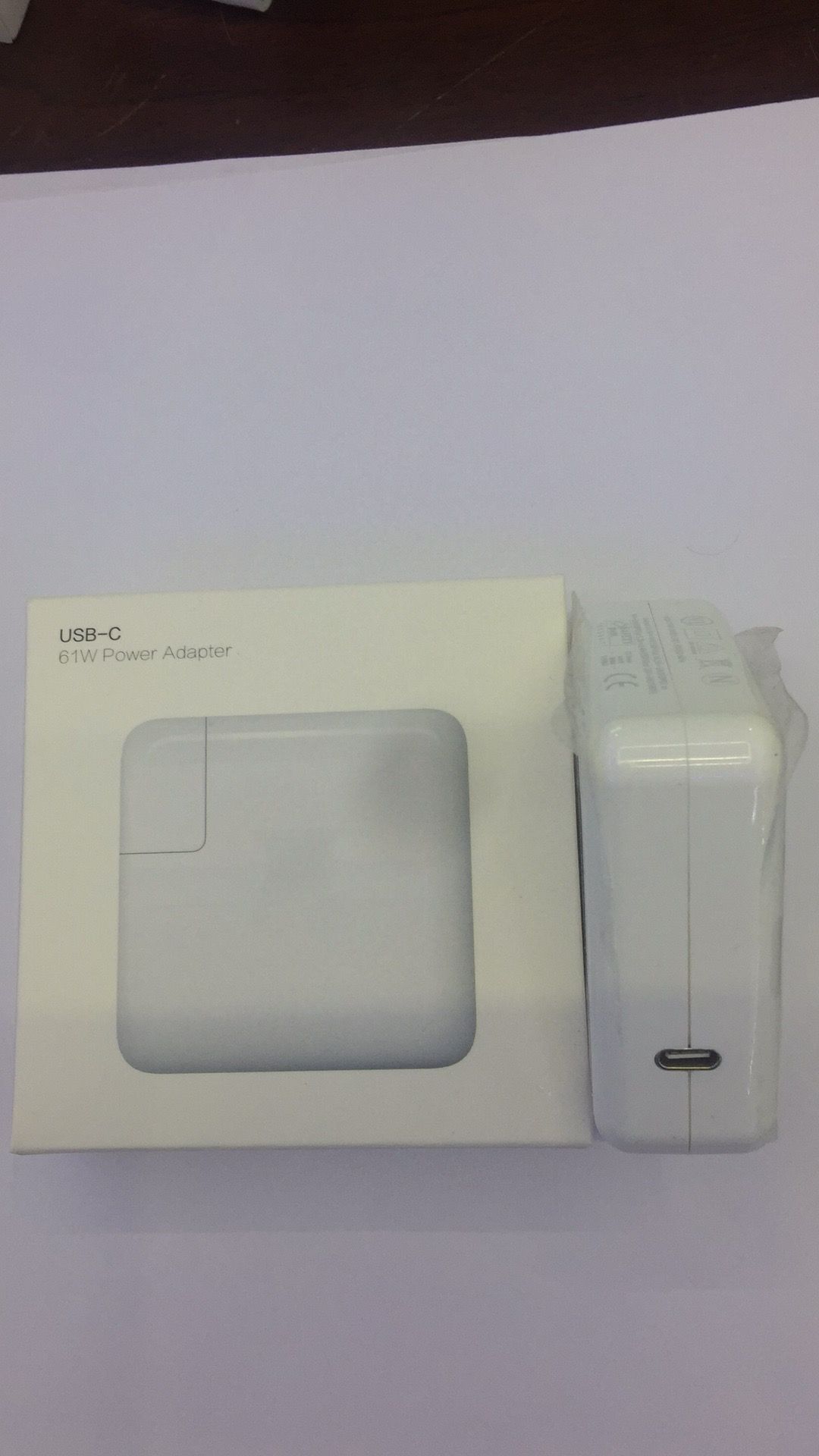 61W USB Type-C AC/DC Power Adapter with High Efficiency for M Acbook PRO