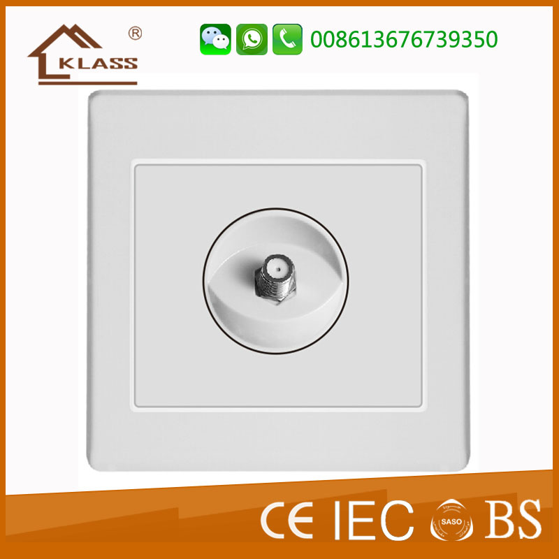 Reliable Quality UK Female Satelite Socket