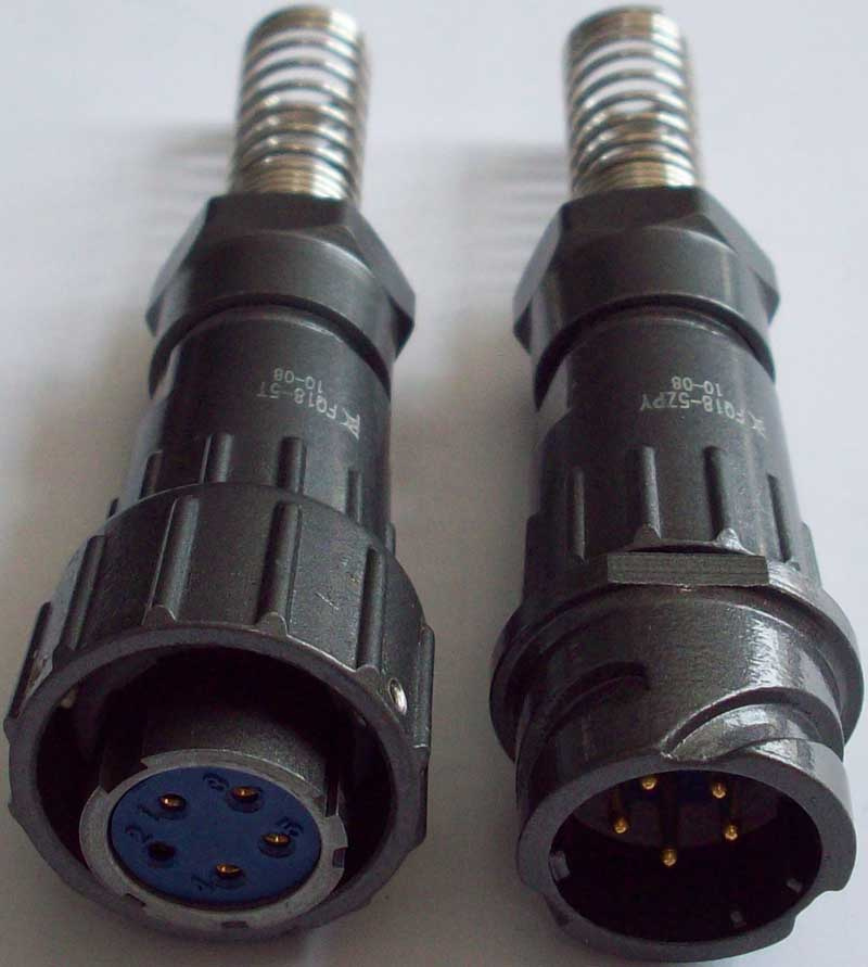 Cable to Cable Connector FQ18