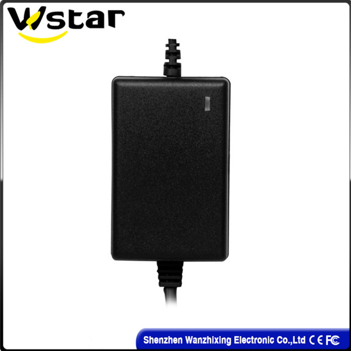 High Quality 12V 2A Power Supply Adapter