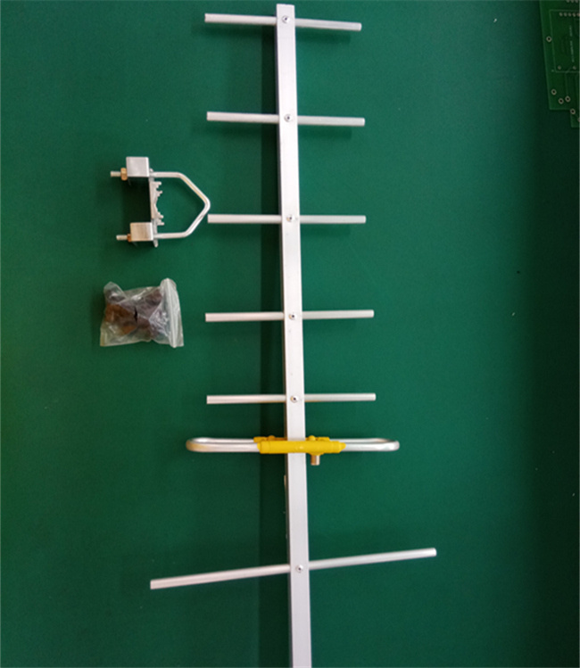 High Quality Yagi Antenna HD Satellite Antenna 7element 8element