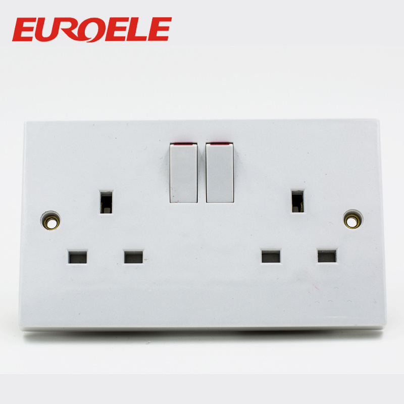 PC White 146*86mm Double Pole Switched Socket