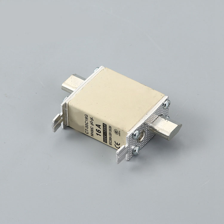 Rt16-000 (NT00C) Square Pipe Knife-Shape Contact Fuse