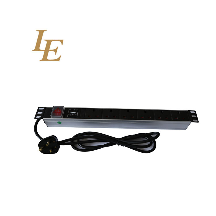 Le 19 Inch UK Type Power Distribution Unit