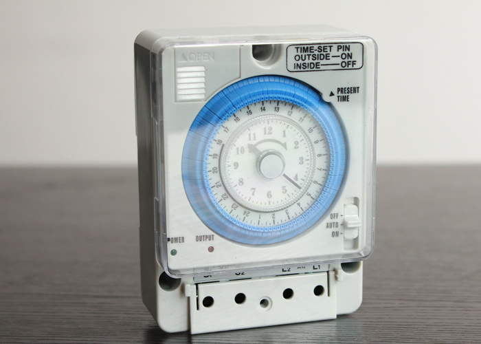 Tb-35 / Tb35-N AC110V-220V 10A Mechanical Timer Manual /Auto Control Timing Range 24h Time Switch with Battery