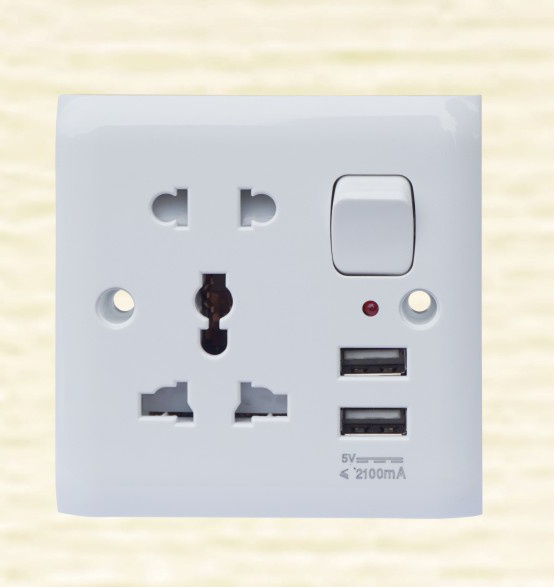 British Standard White (Q2) 13A Square-Pinned Socket with Neon 1515