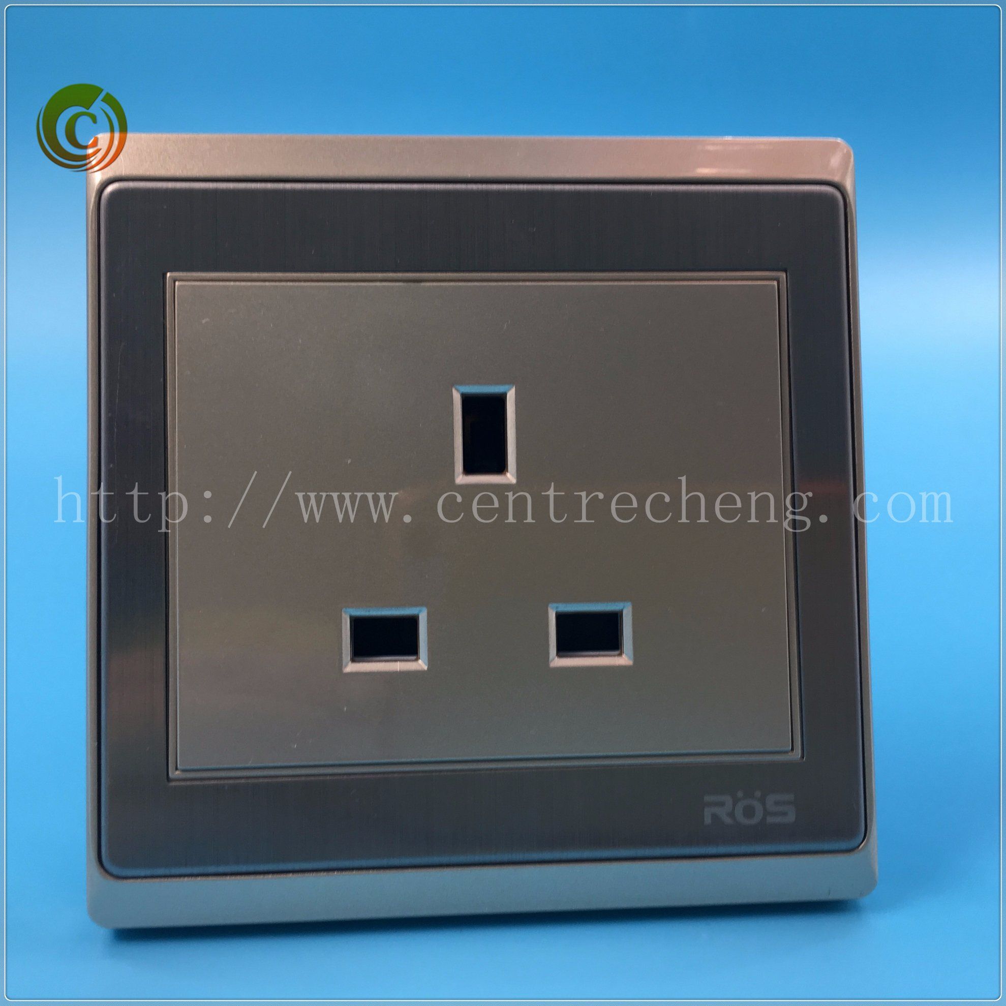 Square Socket for 3 Pin Golden