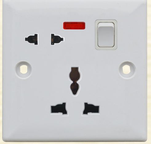 British Standard 5 Pin Switched Socket with Neon