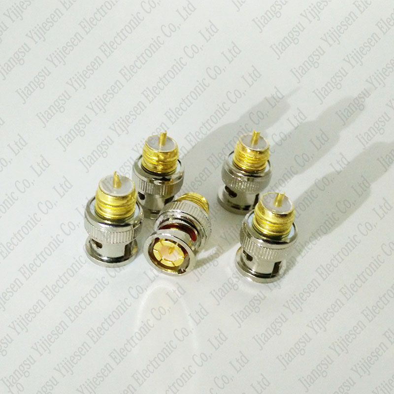 BNC Male Plug Bulkhead Handle Solder Panel Mount Straight Connector