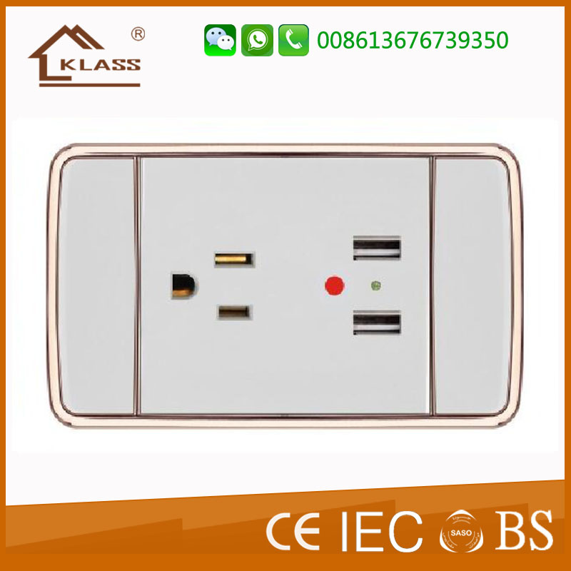 White PC 3 Pole Socket with 2 USB Socket 2.1A