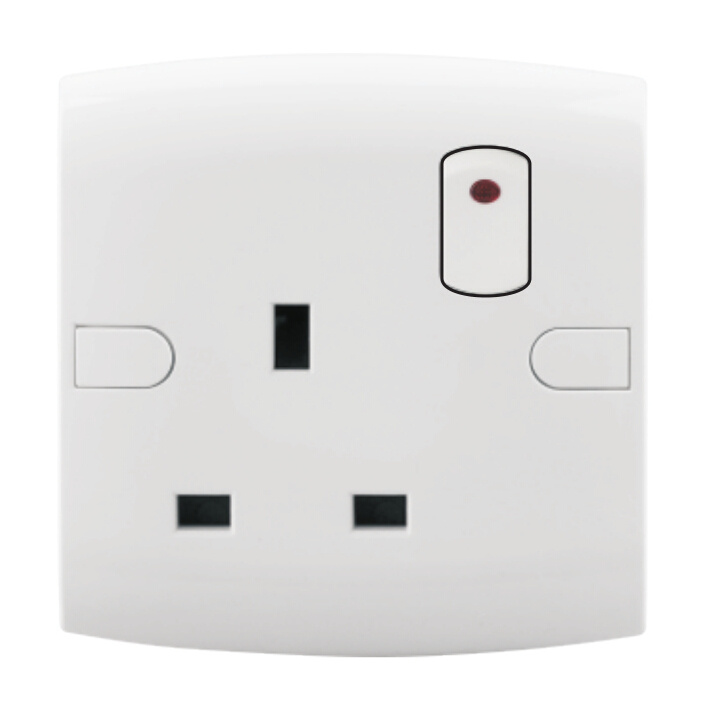 BS Approval 1gang 13A Switched Socket with Neon