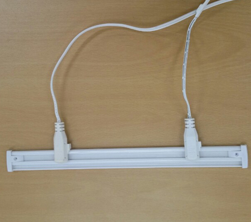 Iron Shelves Lighting Installation Fixtures of Connection Cable