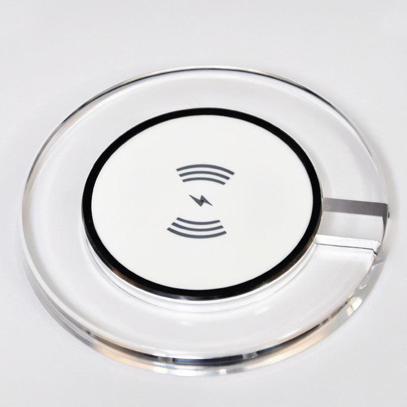 Qi Wireless Mobile Fast Charger with LED Light Automatic Recognize 10W / 7.5W / 5W