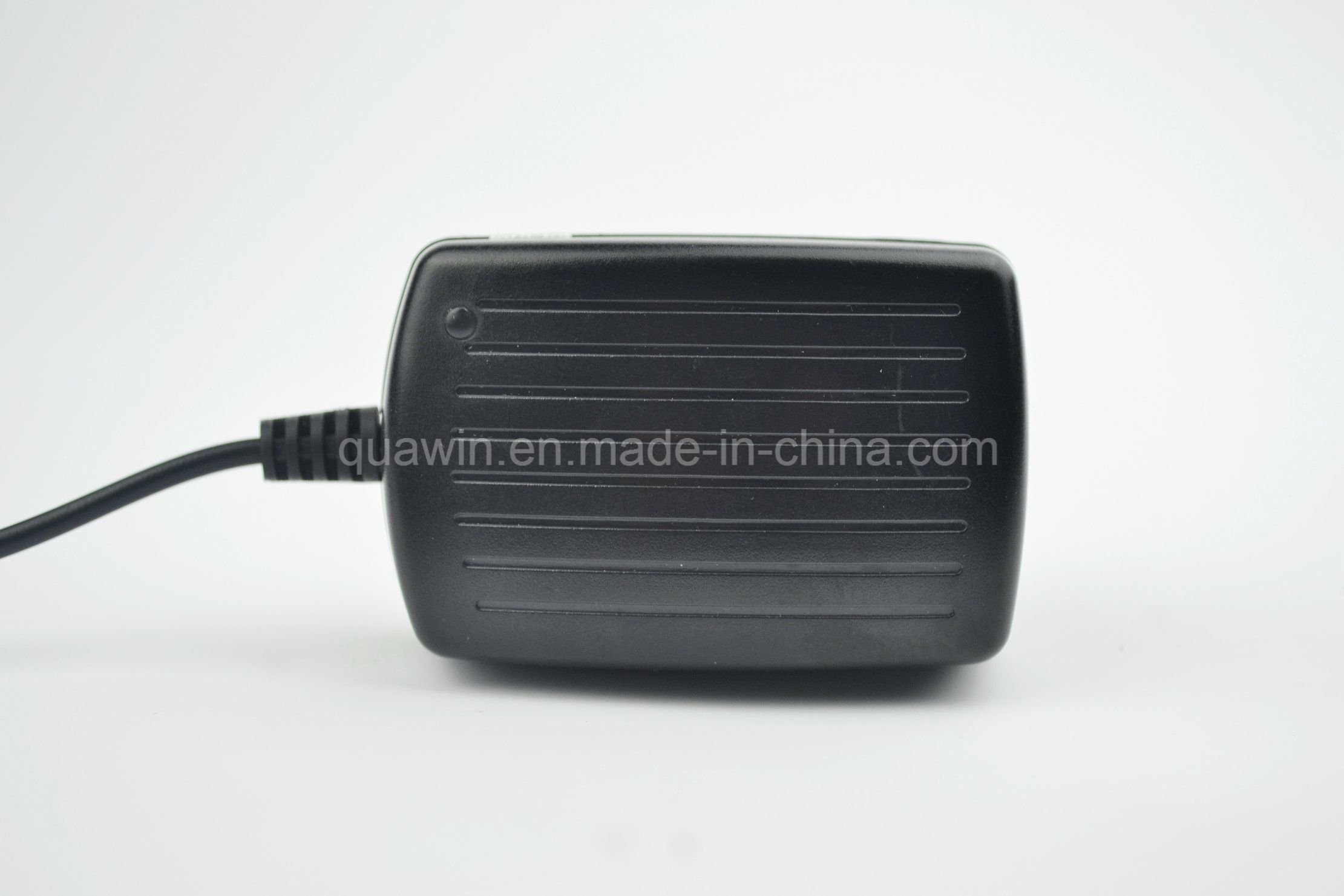 3V-9V 0.4A Ni-MH Ni-CD Battery Charger