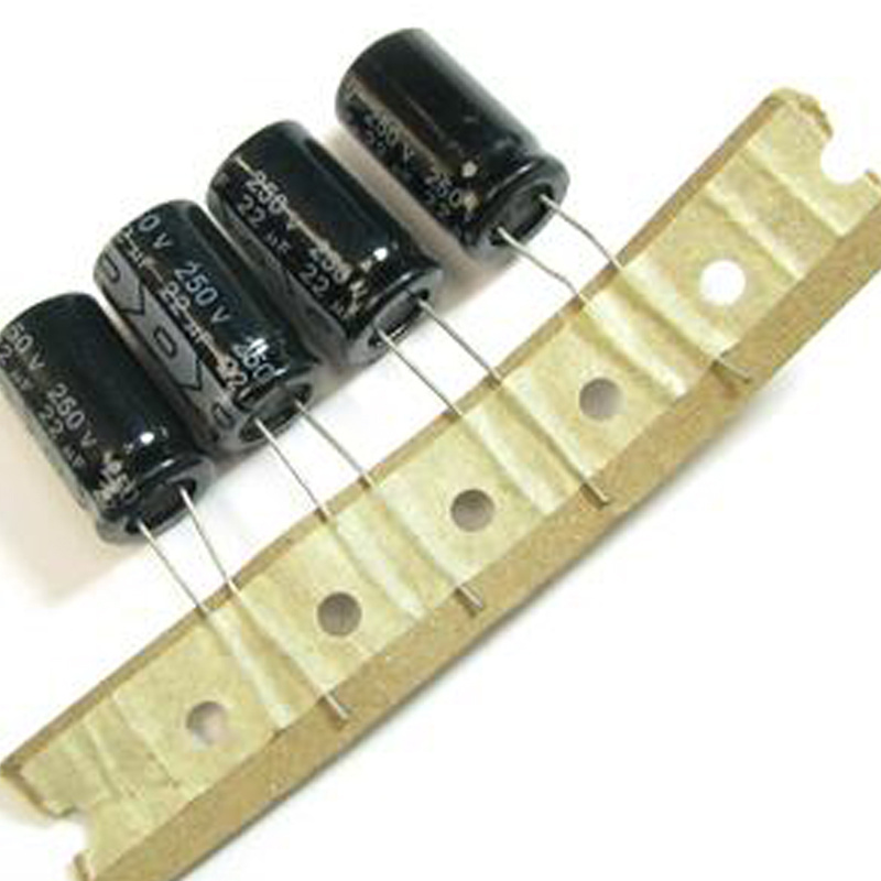 100UF/400V Radial Electrolytic Capacitor 105c