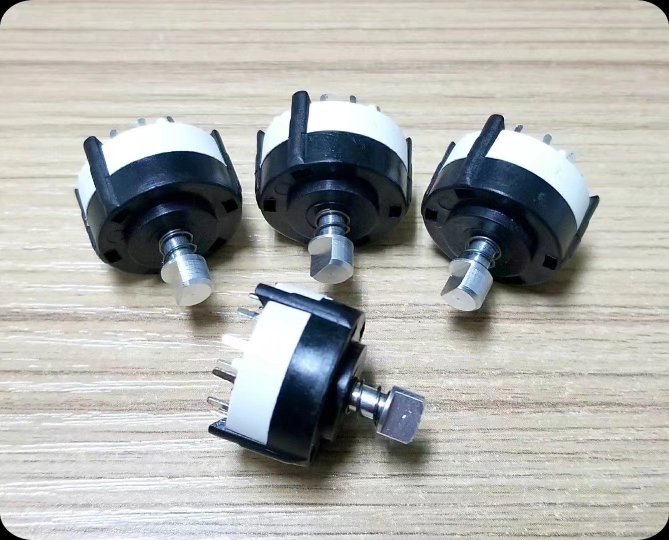 20mm 10 Position Rotary Switch with Push Function