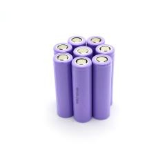18650 Battery 3.7V 4000mAh Lithium Ion Battery for LED Flashlight