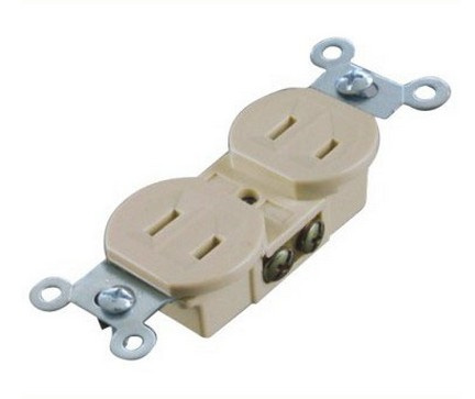 Ee-U16 American Bakelite Electrical Socket