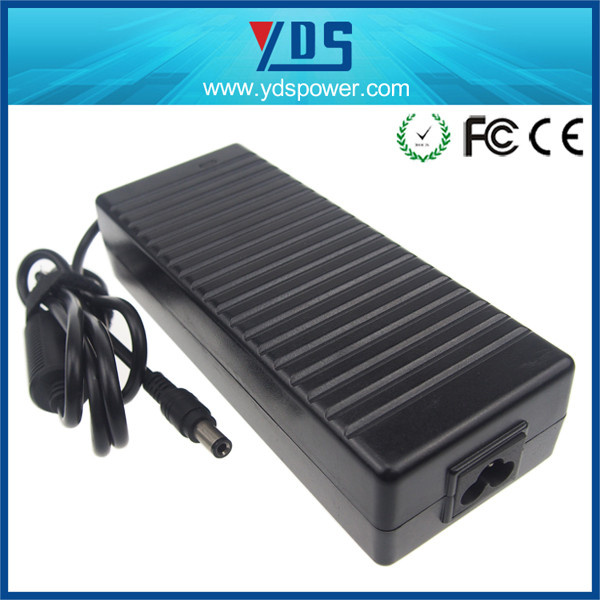 15V 8A AC Adapter with Ce FCC RoHS for Toshiba