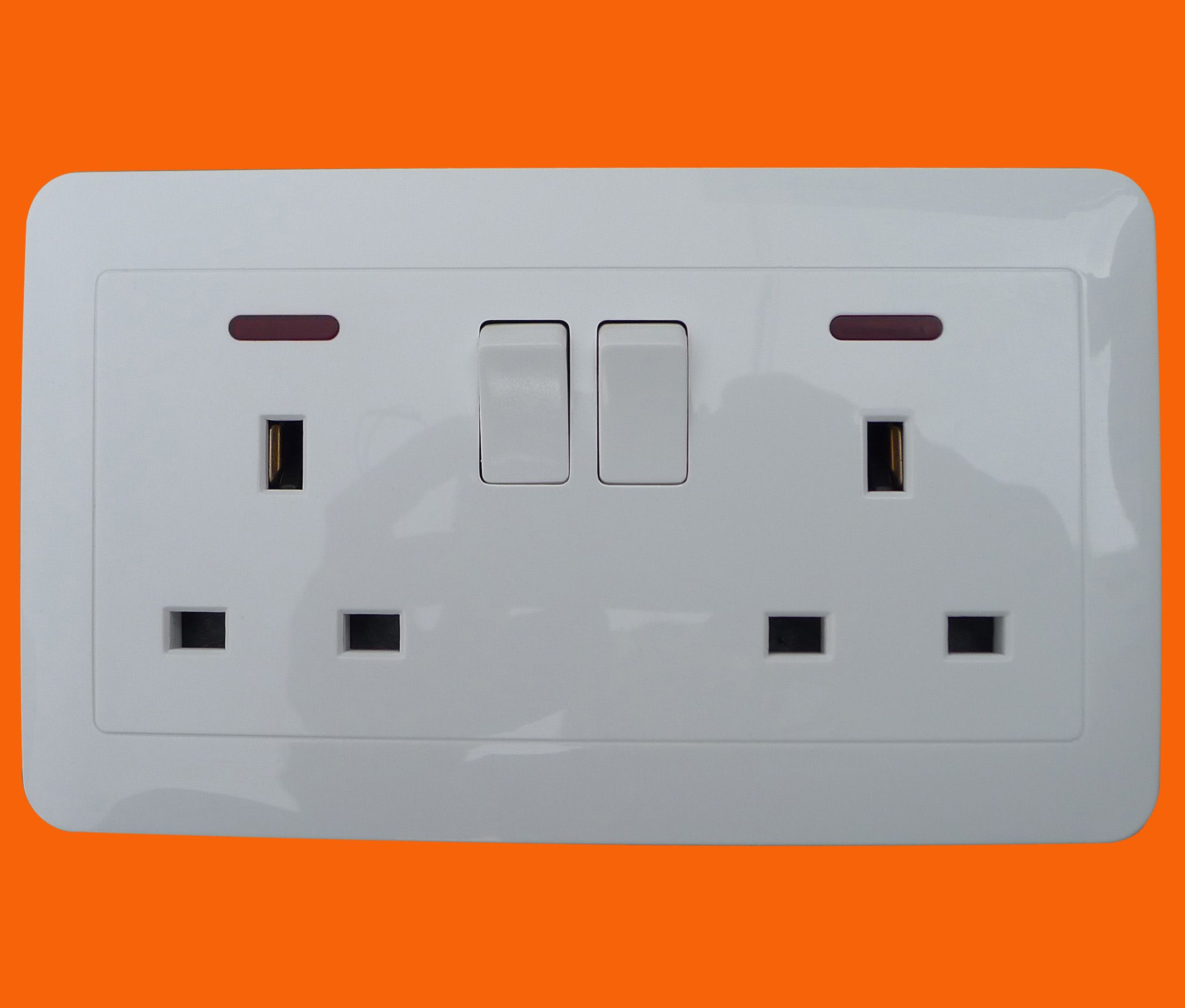 13AMP Single Pole Double Socket UK Standard (B6208)