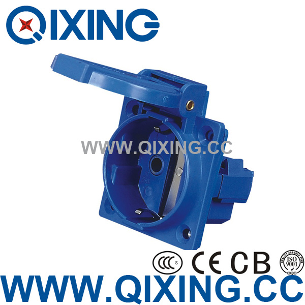 IP54 230V Schuko Socket with CE Certification (QX11031)
