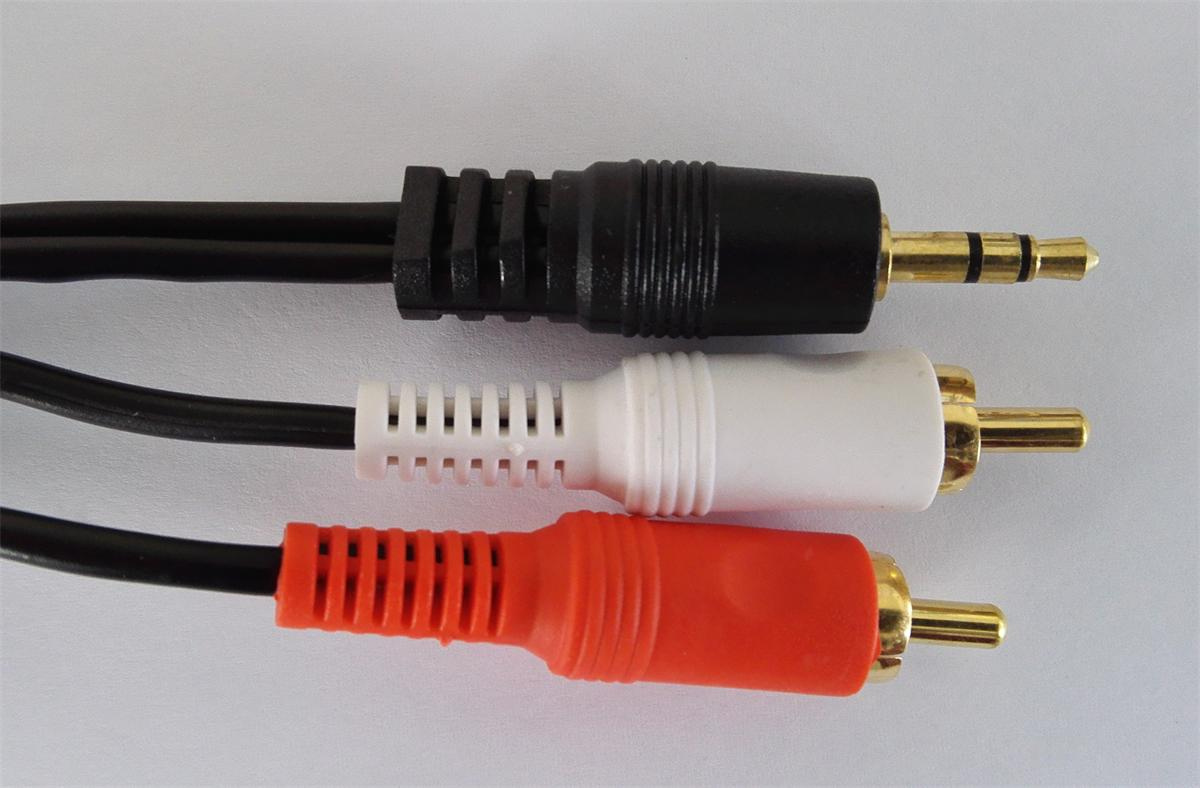 Audio/Video Cable, 3.5 Stereo to 2 RCA Cable