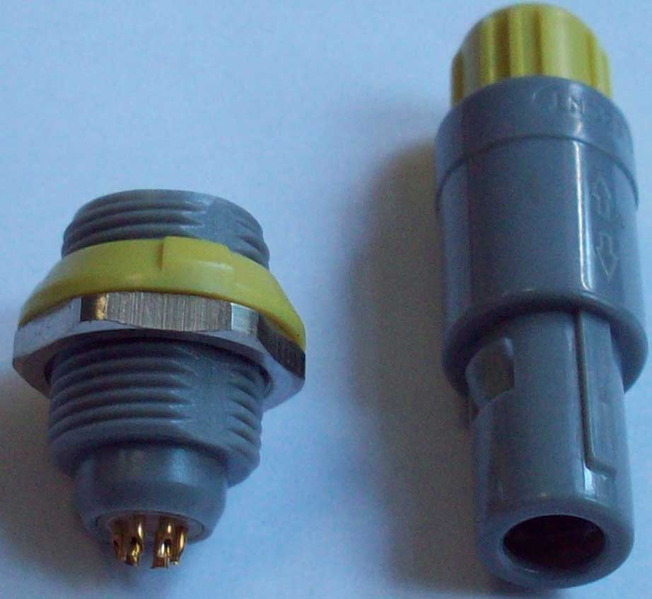 Plastic Push Pull Self-Lock Small Connectors