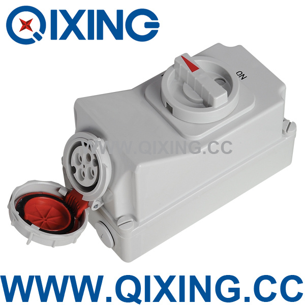 Socket with Switches and Mechanical Interlock (QX5600)