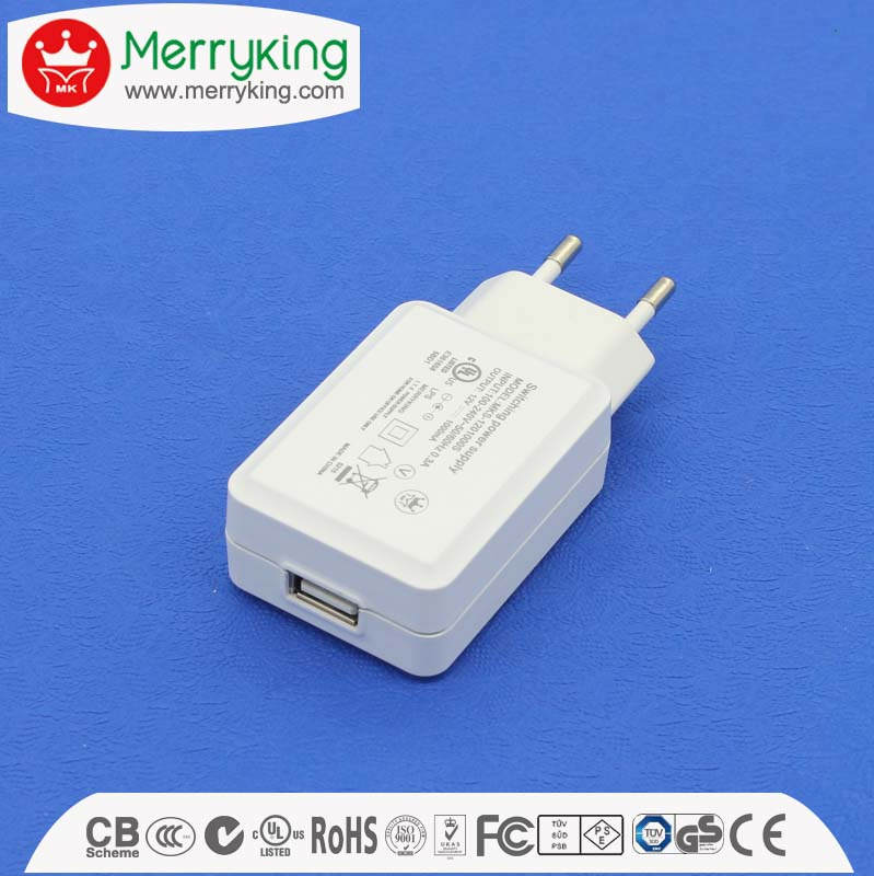 Vertical Type White EU Plug High Quality Travel 5V 2A USB Charger