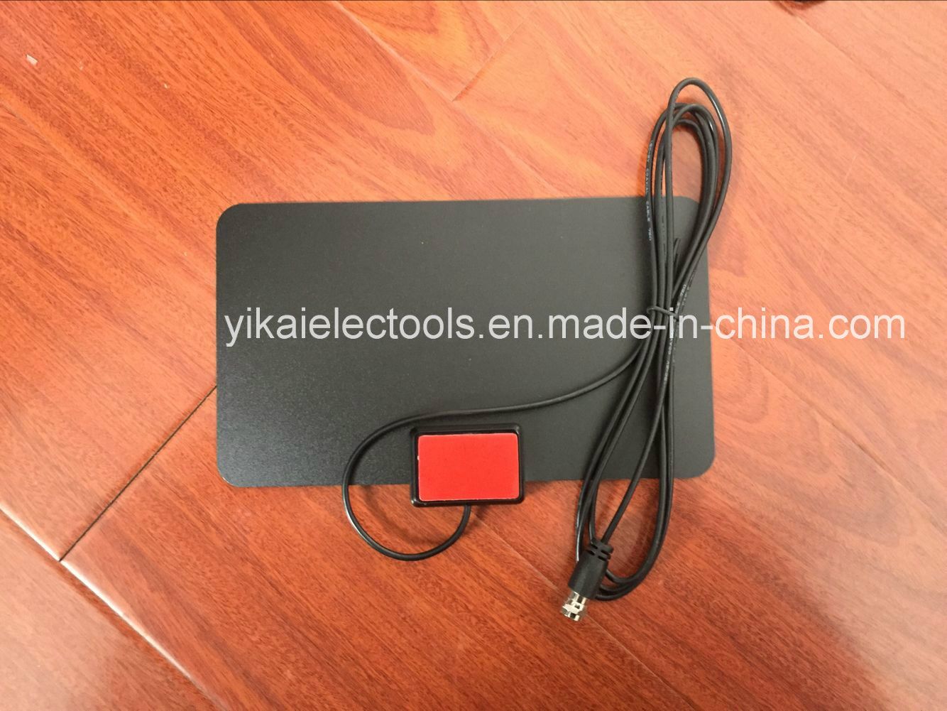 Indoor and Outdoor Digital Antenna
