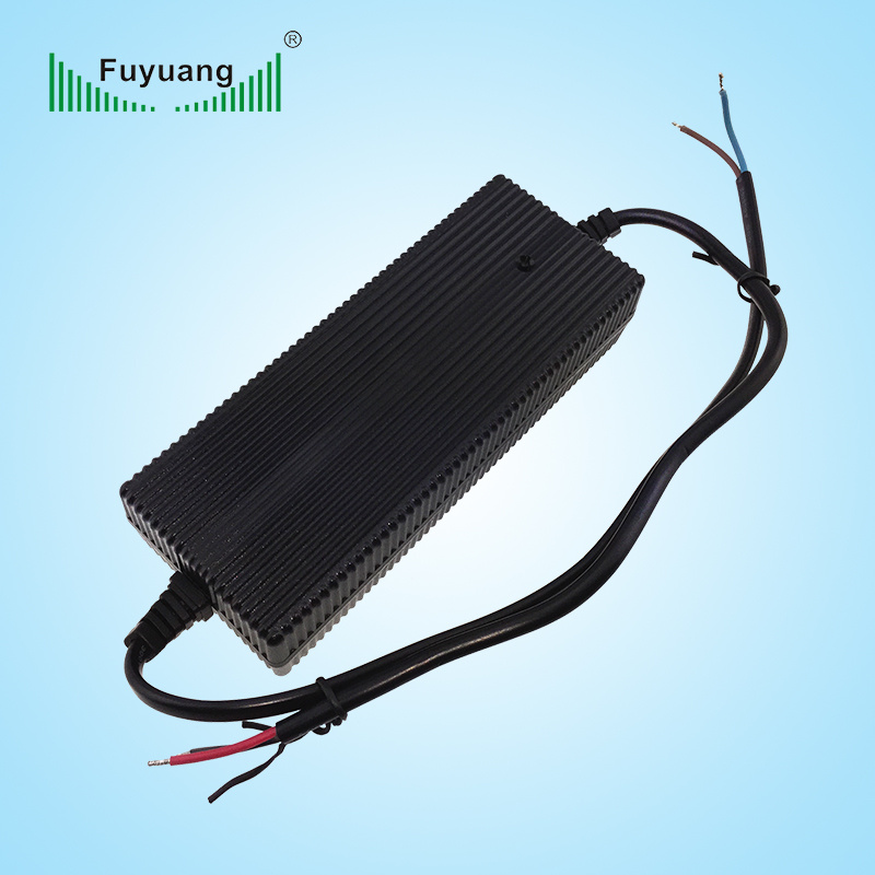UL RoHS SAA Certified 12V 5A LED Lighting Power Supply