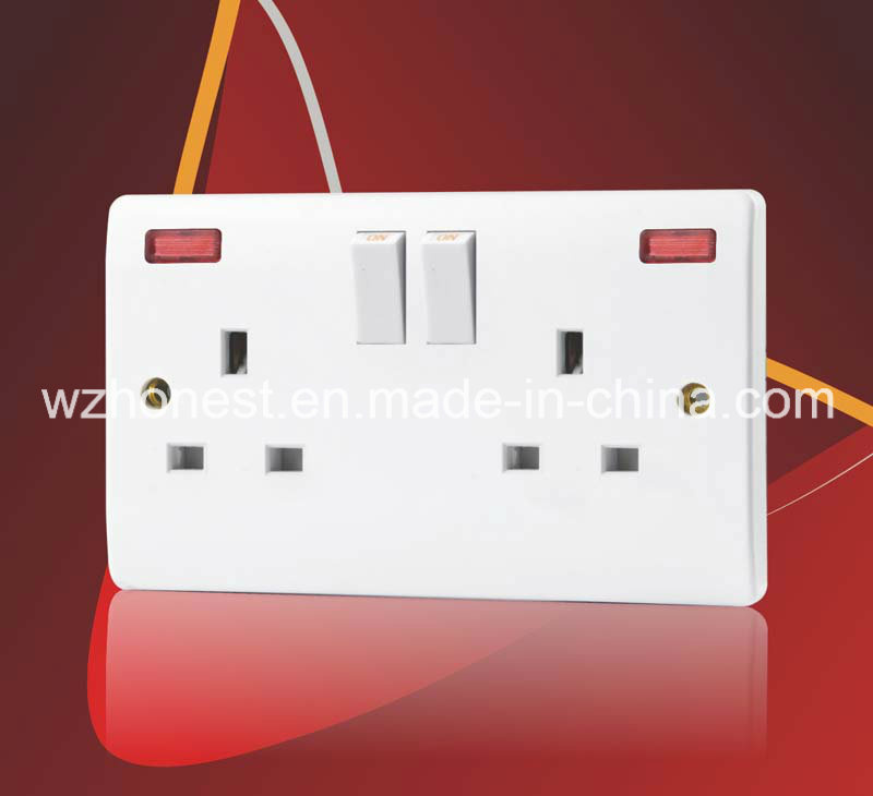 2 Gang 13 AMP Switched Socket, Single Pole with Neon
