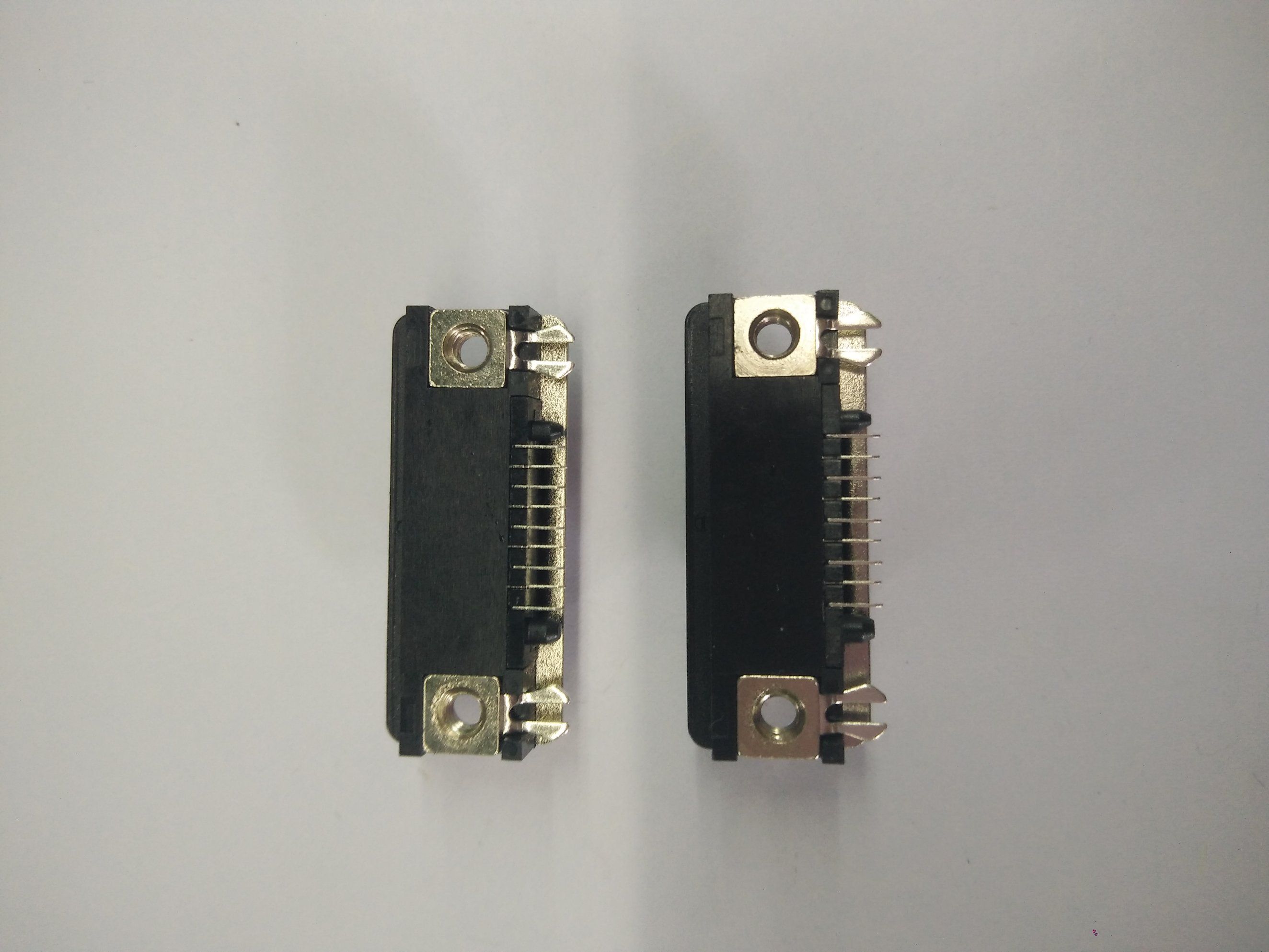 Gold Flash 90 Right Angle 2 Row D-SUB Connector Manufacturer